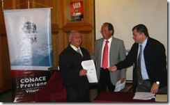Establecimientos Educacionales de Villarrica, firman compromiso de colaboración con Conace