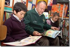 En villa Turingia fomentan la lectura a través del uso de la biblioteca