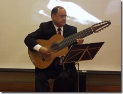 Obra en guitarra: Ülkantum Mapuchinas en Museo Araucano