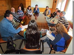 Mejorar el servicio a los turistas que llegan a Pucón fue motivo de reunión en Municipio local (1)