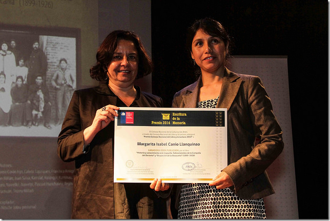 FOTO Ministra de Cultura y Margarita Canío premio Memorias 2014