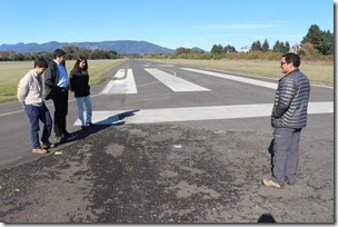 Director Nacional de Aeropuertos visitó aeródromo de Villarrica (2)