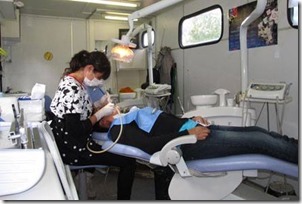 FOTO operativo dental móvil