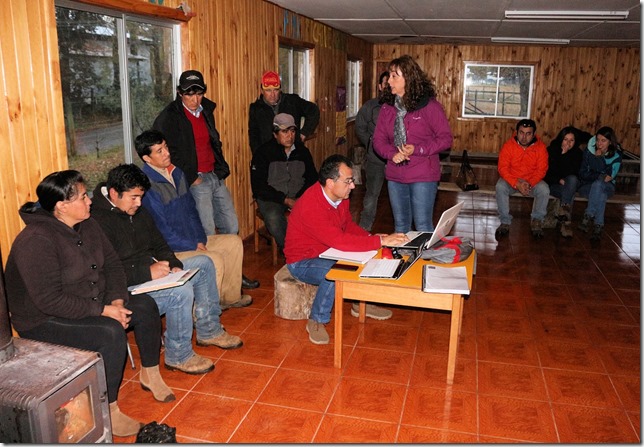 conservación en caminos de acceso a comunidades Miguel Chauquepán y Bernardo Ñanco de Victoria (2)