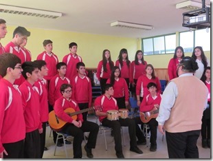 Festival de coros de inglés del  Liceo Bicentenario Araucanía 