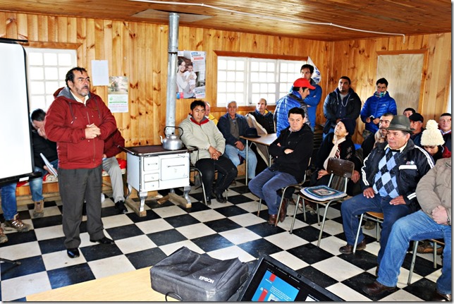 Reunión de Participación Ciudadana Vecinos de Comunidades de Bajo Loncoyamo (3)