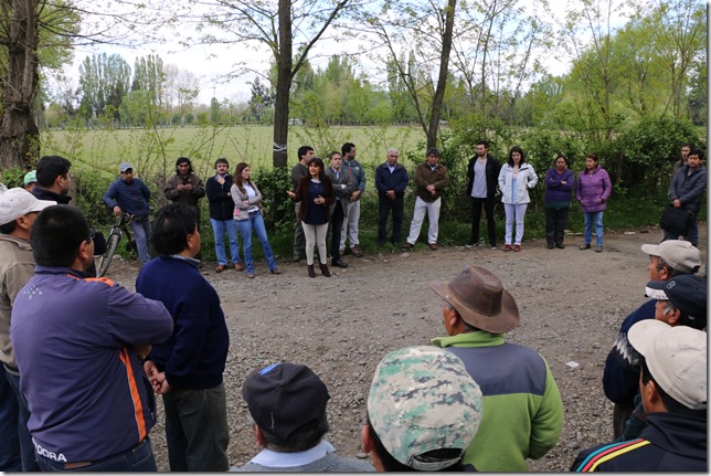 Reunión con vecinos de Llamuco