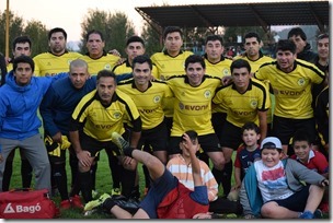 Equipo de futbol Ferrovilla de Villarrica obtiene título nacional