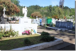 Municipio de Villarrica prepara el cementerio municipal para el 1 de noviembre (2)