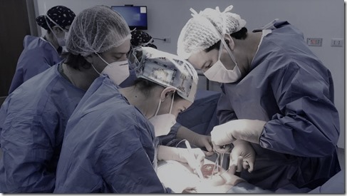 La doctora Pilar Schneeberger encabezó primera cirugía del CAPLC (1)
