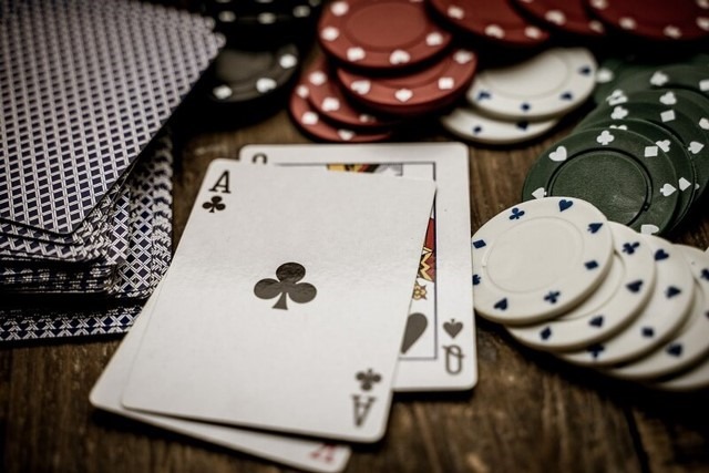 Cómo vender Poker con dinero real