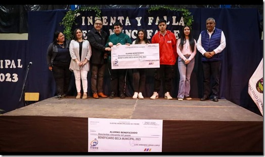 ENTREGA BECAS