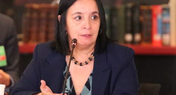 Senadora Aravena renuncia al Partido Republicano tras apoyar labor de la Comisión para la Paz