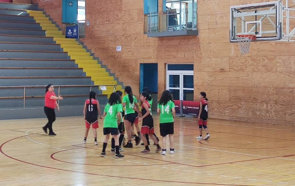 Villarrica se destaca en básquetbol femenino sub-14