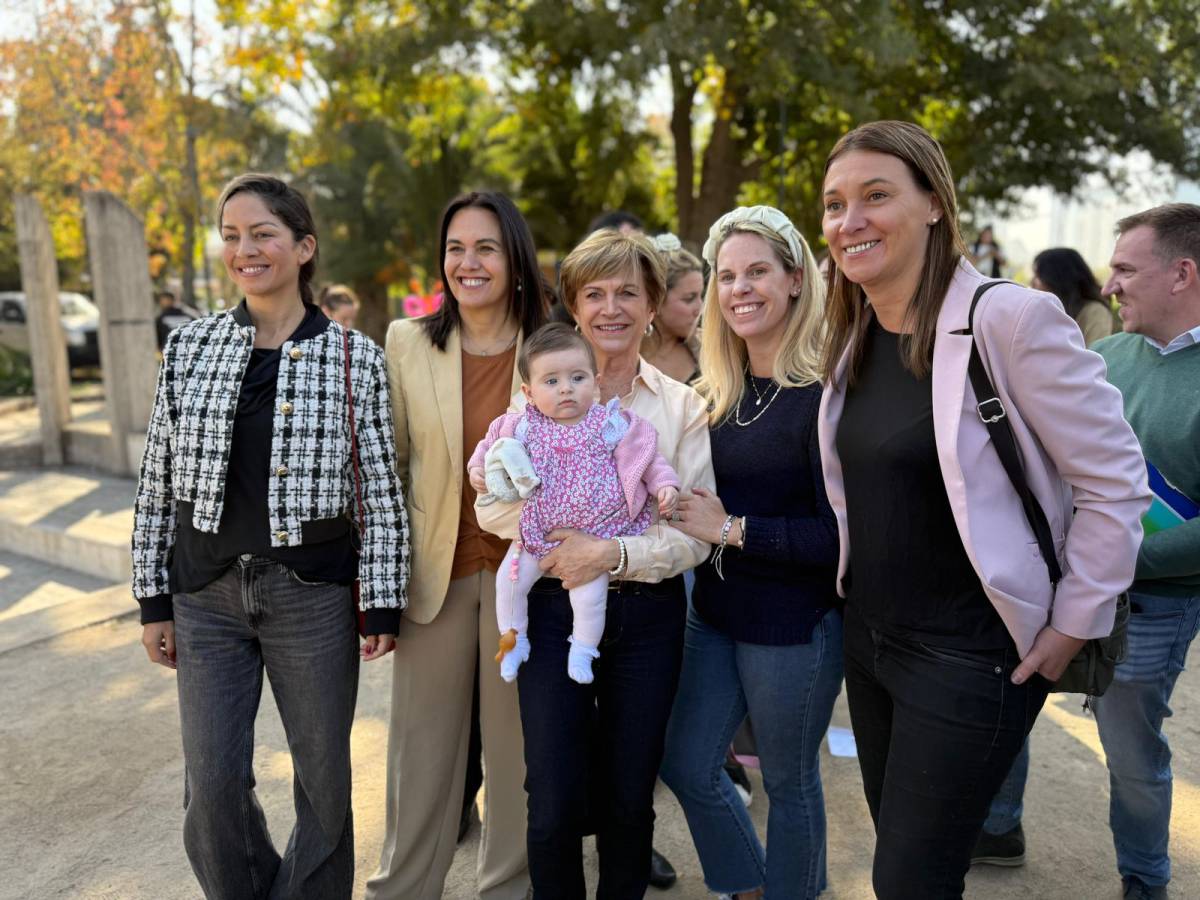 Evelyn Matthei presenta propuestas ante crisis de natalidad en Chile:“El Estado tiene que estar al lado de quienes quieren formar una familia con hijos”