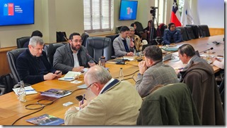 Foto 1 Ministro en CE