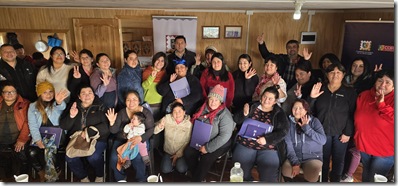 Gobierno de La Araucanía comparte avances de la Política Pública Regional de Fomento Productivo con mujeres de la pesca artesanal