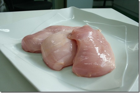 Experta de UST Temuco analiza amenaza de influenza aviar que suspendió temporalmente la importación de pollo desde Argentina