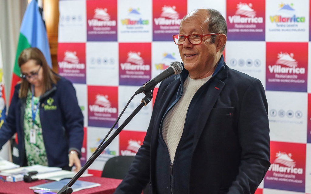 Alcalde de Villarrica lidera entrega de Fondos Deportivos Fide 2025