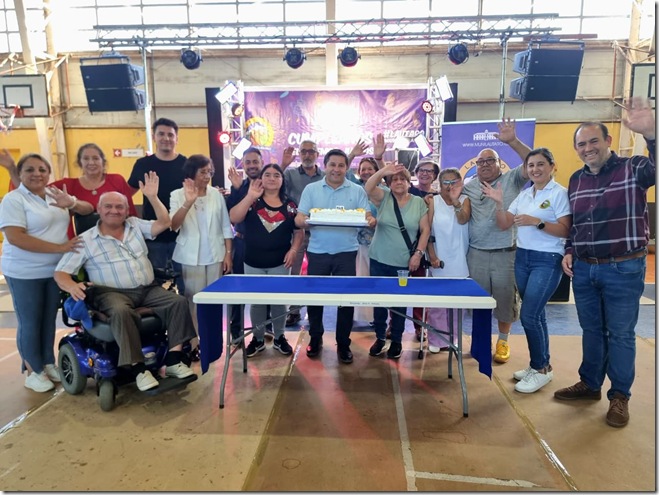 cumplea&ntilde;os adultos mayores Lautaro