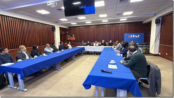 Contexto lanzamiento Salas 01