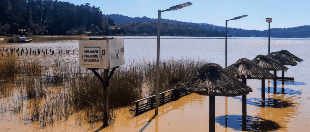 Infografía del Índice de Resiliencia Comunal aplicado en diversas regiones de Chile frente a desastres naturales