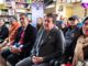 Alcalde de Lumaco Richard Leonelli durante la inauguración de los nuevos libros en la biblioteca municipal