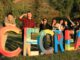 Niños y jóvenes participando en actividades creativas y educativas en Cecrea Temuco