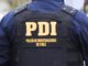 Detectives de la PDI realizando control de identidad en las calles de Temuco.