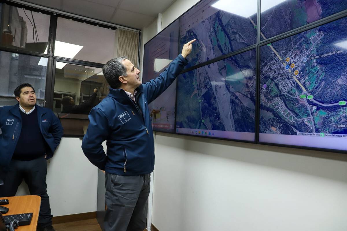 Mapa de Chile destacando la región de La Araucanía con fuertes lluvias y sus efectos en el sector agrícola