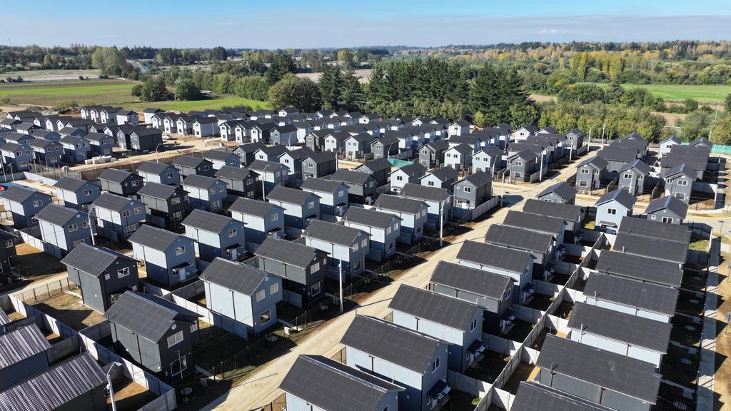 Autoridades regionales del Minvu anuncian financiamiento para nuevos proyectos habitacionales en La Araucanía.