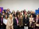 Funcionarios públicos y municipales participando en jornada de capacitación sobre violencia de género en La Araucanía