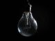 Vecinos de Villa El Retiro en Temuco protestan por la falta de luz y agua potable tras prolongado corte.