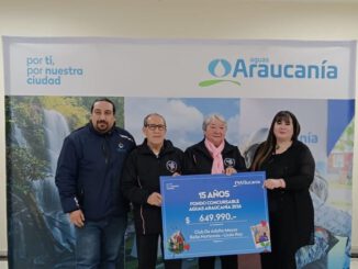 Ceremonia de entrega de fondos de desarrollo comunitario por Aguas Araucanía en Villarrica