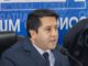 Alcalde Ricardo Jaramillo discutiendo la prorroga del traspaso de colegios a los SLEP