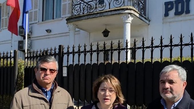Fachada del cuartel de la PDI en Traiguén con autoridades locales trabajando para evitar su cierre.