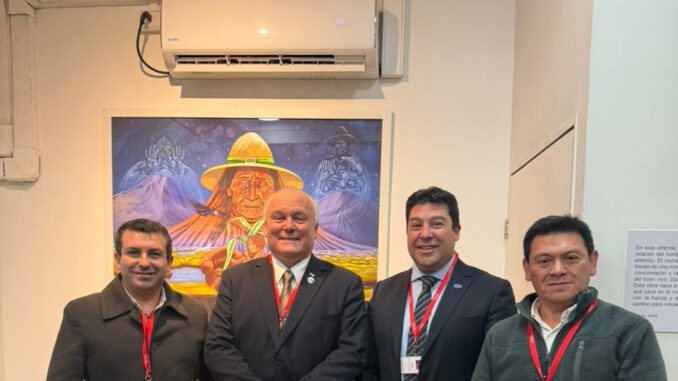 Autoridades de Carahue reunidas con el Ministerio de Salud para mejorar infraestructura y equipos de emergencia