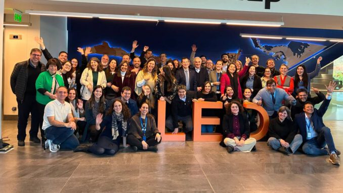 Cinco directores y directoras de centros educativos en La Araucanía galardonados en el Premio LED 2026