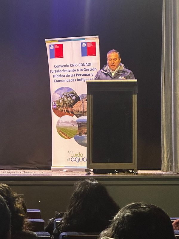 Entrega de bonificaciones de riego a pequeños agricultores indígenas de la provincia de Malleco