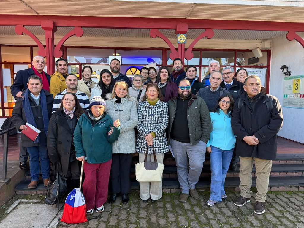 Autoridades locales y regionales discuten el proyecto de mejoramiento urbano en Pitrufquén