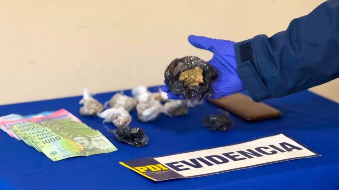 Detectives de la PDI realizan procedimiento policial por microtráfico en el centro de Temuco