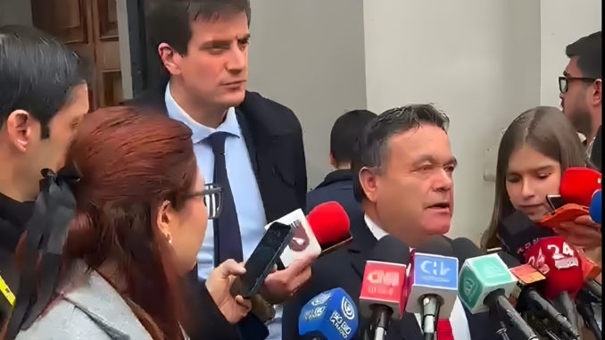 Diputado Juan Carlos Beltrán solicitando ayuda tras inundaciones en la región de La Araucanía