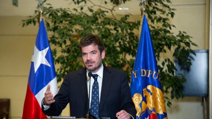 El diputado José Montalva expresa sus preocupaciones sobre la nueva propuesta de reforma constitucional y el uso de estados de excepción.