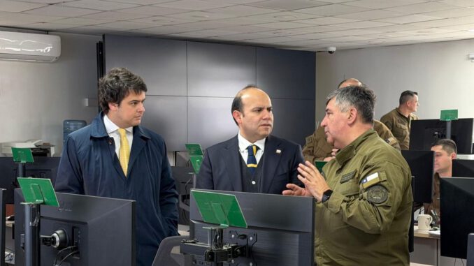 El diputado Eduardo Cretton y el subsecretario Máximo Pavez revisan estrategias de seguridad en La Araucanía