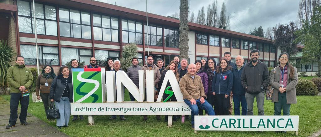 Integrantes del Comité Operativo de Biodiversidad visitan las instalaciones de INIA Carillanca en La Araucanía.