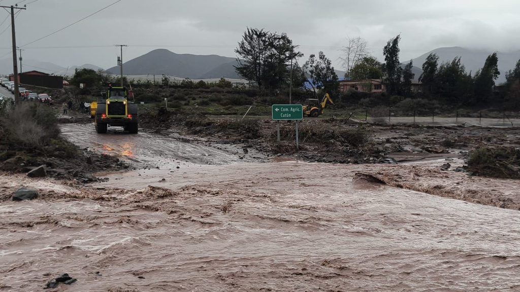Autoridades monitoreando zonas críticas en Coquimbo ante el pronóstico de precipitaciones.