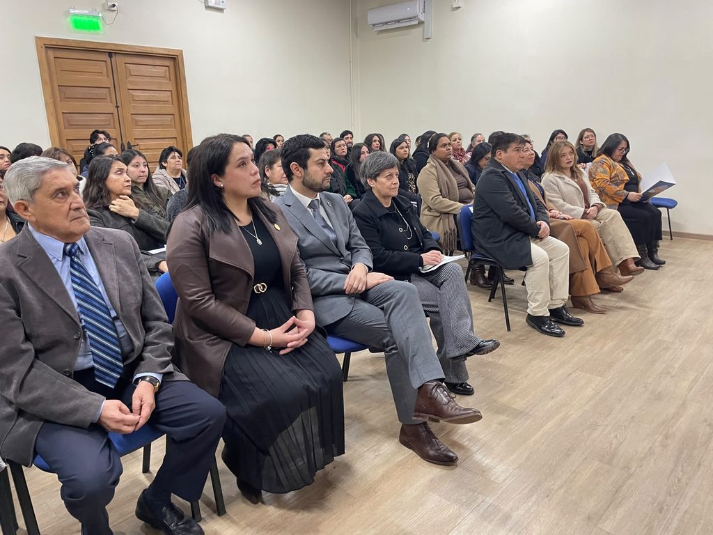 Mujeres cuidadoras participando en el programa de formación y certificación laboral en Malleco