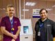 Tótem interactivo de gestión de turnos instalado en el Servicio de Imagenología del Hospital Hernán Henríquez Aravena.