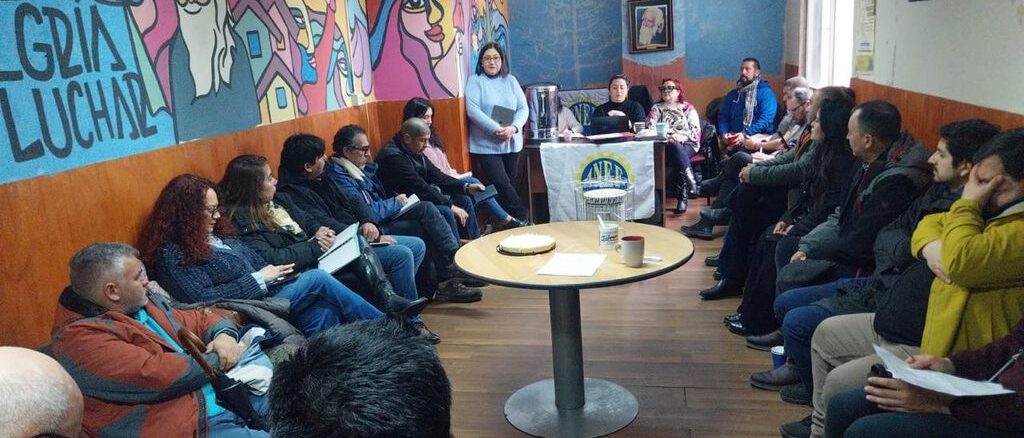 Dirigentes de la ANEF reunidos en asamblea regional en Temuco para defender la función pública