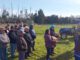 Agricultores de Padre Las Casas recibiendo tractor y sistema de riego para mejorar su producción agrícola